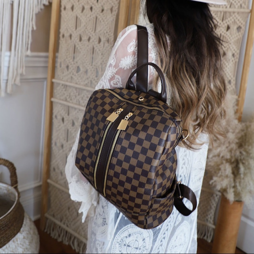 COPY - Checkered Backpack - Picture 2 of 3